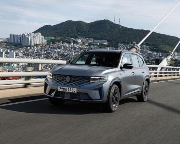 Renault Grand Koleos на базе китайского Geely Monjaro выходит на мировой рынок, но с незначительными изменениями