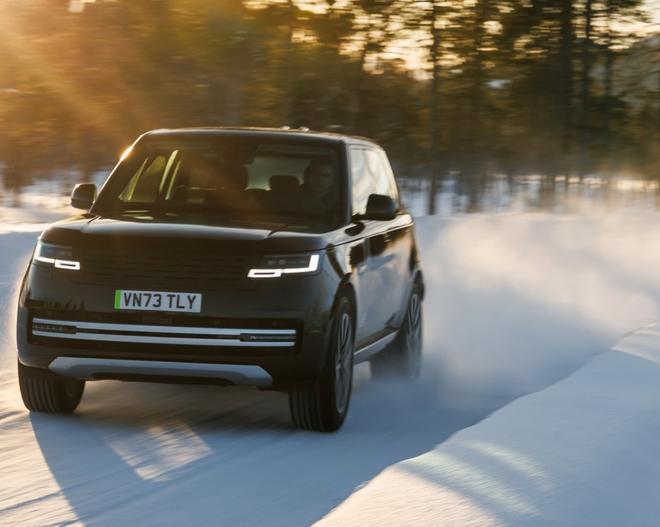 Первый взгляд на полностью электрический Range Rover